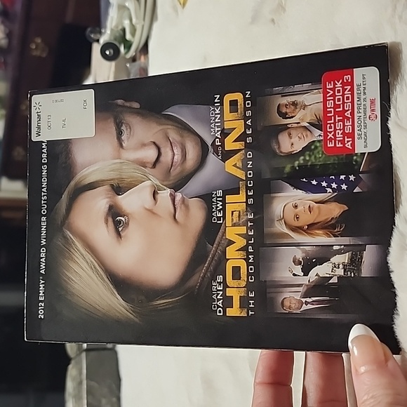 20th century fox dvd set Homeland Other - 2012 HOMELAND THE COMPLETE SECOND SEASON 4 - DISC SET.